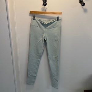 Sage Green Alo Leggings!